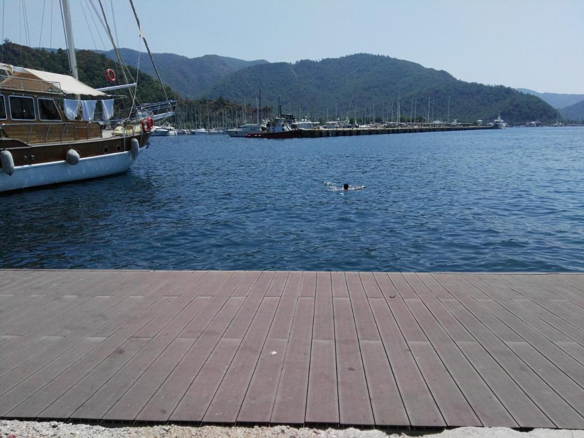 Uysal Suite And Loft Seaside 马尔马里斯 外观 照片